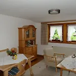 Haus Huber, Benjamin Huber *